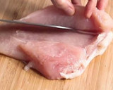 鶏むね肉の柔らか蒸し鶏　炊飯器簡単作り方1写真