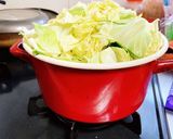 山盛りキャベツと豚肉煮込み作り方3写真