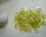 簡単！たっぷり葱の卵炒飯作り方1写真