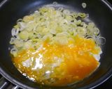 簡単！たっぷり葱の卵炒飯作り方2写真