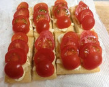 のせる順番変えただけ☆油揚げのトマトピザ作り方3写真
