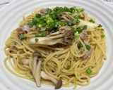 きのこと豚バラのニンニク醤油パスタ作り方8写真