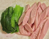 魚肉ソーセージとほうれん草のピザ作り方2写真