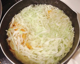 【簡単給食メニュー】海と畑のサラダ作り方4写真
