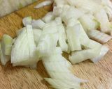 マヨネーズで味付しっかり！濃厚オムライス作り方1写真