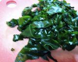 美味しいわかめとあげの味噌汁作り方1写真