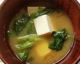 レタスの外葉とお豆富のお味噌汁♪作り方4写真