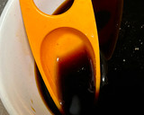 ﾍﾞﾋﾞｰﾎﾀﾃ入り蒟蒻と玉ねぎのピリ辛炒め作り方3写真