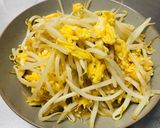 簡単節約おかずの定番もやしと卵の炒め物作り方5写真