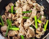 にんにくの芽と豚肉のだしマヨ炒め!作り方4写真