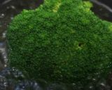 ブロッコリーの梅マヨ添え作り方2写真