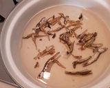 たっぷり水菜と豚薄切り肉のいりこ出汁鍋作り方2写真
