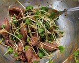 ホタルイカとカイワレのチリ風味作り方4写真