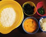 簡単☆わかめと卵の雑炊作り方1写真