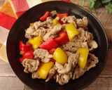 豚肉とパプリカの梅しょう油炒め作り方3写真