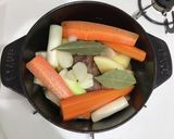 ストウブでキャンプ飯、塩豚肉の白ワイン煮作り方7写真