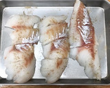 カレー風味の鱈のピカタ！トマトソースと作り方1写真