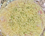 新玉ねぎと魚肉ソーセージのマヨ風味ピザ作り方4写真