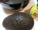 簡単！美味しい！アボカドのわさびごま和え作り方1写真