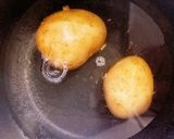 鶏肉とじゃがいものソテー♡パリパリチキン作り方1写真