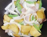新玉ねぎとじゃがいも炒め　デュカ味作り方3写真