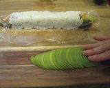かにサラダ巻き寿司／キャタピラロール風作り方6写真