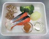 鮭のホイル包み焼き（甘みそだれ黄金比）作り方1写真