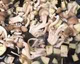 ナスとしめじのガリバタ醤油ソース作り方2写真