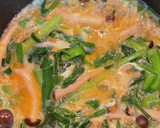 汁だく麺つゆで簡単ニラとシメジの卵とじ作り方3写真