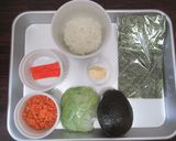 おにぎらず★アボカド＋鮭フレーク作り方1写真