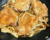 材料２つ！　鶏モモ肉のバタぽんステーキ作り方4写真