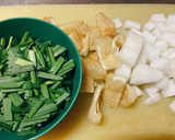 【時短！作り置きに！】ニラと大根の炒め煮作り方1写真
