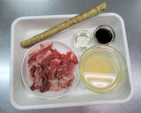 牛肉とごぼうのしぐれ煮（煮物つゆ黄金比）作り方1写真