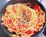トマトとサラダチキンのペペロンチーノ作り方9写真