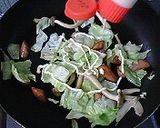 キャベツとウインナーのマヨ炒め☆作り方3写真
