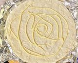 焼き塩サバとトマトのマヨネーズ風味ピザ作り方3写真
