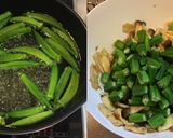 オクラとキャベツと油揚げの梅肉温サラダ作り方3写真
