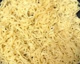 ほうれん草とスパムの焼きそばナンプラー味作り方5写真