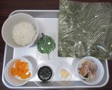 おにぎらず★サバ缶+大葉作り方1写真