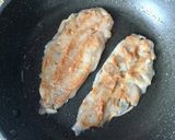 梅肉紫蘇チーズをささみに乗せて焼くだけ♪作り方6写真