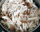 手軽♪菊いも&色々きのこの和風だしマリネ作り方3写真