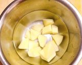 ☆鶏モモとじゃがいものトースト☆作り方1写真