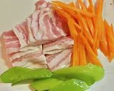 焼肉のタレで豚バラ肉と新玉ねぎの豚丼作り方1写真