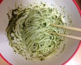 混ぜるだけ簡単!冷やしジェノベーゼうどん作り方2写真