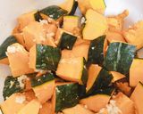 塩麹の味付けのみ！かぼちゃサラダ作り方1写真