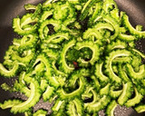 卵とカニカマで簡単！ゴーヤの中華炒め作り方6写真