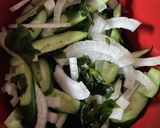 新玉ねぎとトマトのごまきな粉酢和え作り方4写真