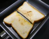簡単！ワンパントースト☆チーズと半熟卵作り方2写真