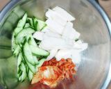 「本技 おいしいキムチ」で冷麺風作り方1写真