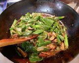 ご飯が進む☆玉ねぎの葉の甘酢にんにく炒め作り方3写真